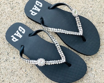 Crystal flip flops,bridal flip flops, crystal sandals, bridesmaid flip flops, sandals, beach wedding, black sandals,bridal dandals,size 7/8