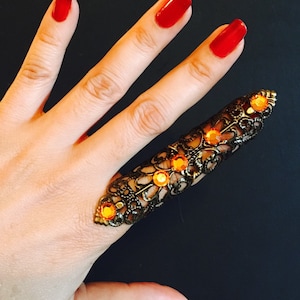 Shield ring,nail guard,Full finger ring,armor ring,finger cover,metal finger cover,full finger nail guard,full finger cover,crystal,sizable.