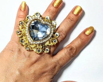 Large crystal rings, cocktail rings, victorian style rings, crystal rings, large rings, heart rings, crystal heart, adjustable rings.
