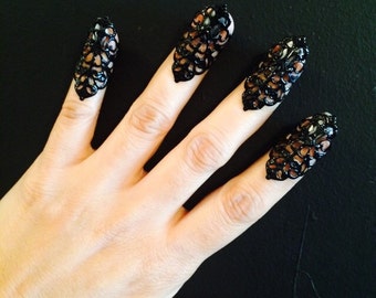 black Claw Rings,Nail Guards,Nail Tips,Nail Rings,Metal Claws,Finger Tips,Metal Claw Rings,Claw Rings,Black Claws,Nail covers,Metal Nails.