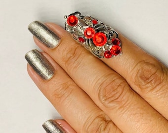 Spider claw ring, nail guard, nail ring, finger tip, claw ring, spider ring, metal claw, spider jewelry, crystal spider, spider, adjustable.
