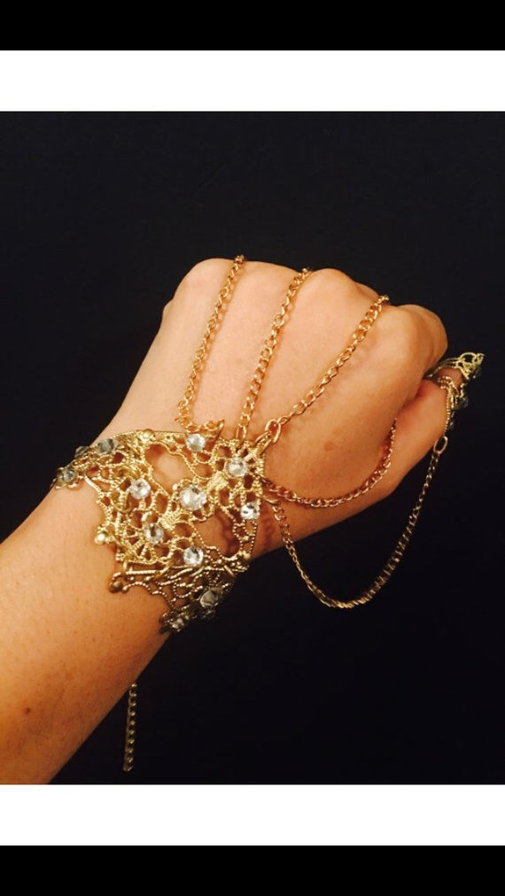 MyBeauty Fashion Heart Bow Rhinestone Glove Bracelet Hand Back Chain Finger  Ring Jewelry - Walmart.com