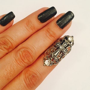Cross claw ring,finger tip,nail tip,nail guard,cross ring,crystal cross claw,crystal claw,nail claw,silver filigree,mail vovet clear crystal