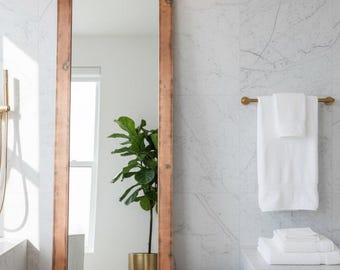 Prezent na Dzień Matki | Ręcznie robione miedziane lustro podłogowe | Lustro marokańskie na całą długość | Luksusowy wystrój sypialni | Wyjątkowy prezent dla niej | CopperGloww