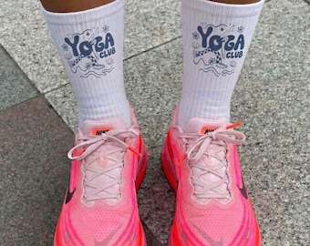 Calcetines retro para club de yoga, calcetines para pilates, regalo para el bienestar consciente, ropa deportiva minimalista