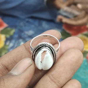 Cowrie Shall Ring, 925 Sterling Silver, Daily Wear Ring, Cowrie Gemstone Ring, Women Ring, Party Wear Ring, Attractive Ring, Dainty Ring