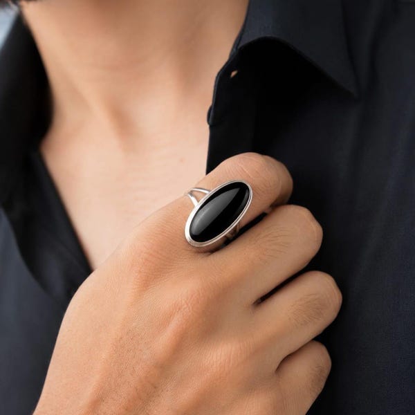 Black Onyx Statement Ring, 925Sterling Silver Oval Ring, Large Cocktail Ring, Handmade Gemstone Ring, Minimalist Black Stone Jewellery,
