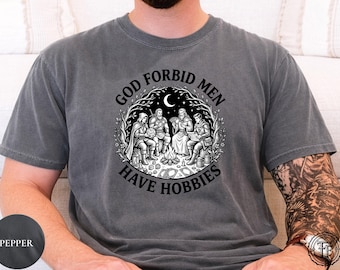 男が趣味を持つなんてとんでもないTシャツ、面白いRPGゲーマーTシャツ、ファンタジーテーブルトップTシャツ、キャンプファイヤー、マジックゲームナイト、アドベンチャーパーティー、皮肉なユーモア