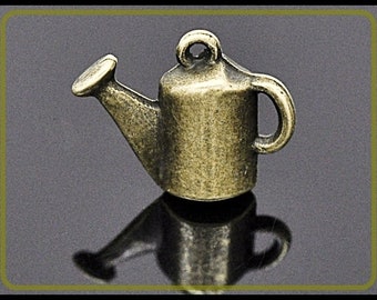 6 x Watering Can 3D Charm Pendant bronze