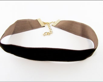 Fine Velvet Ribbon ( Choker ) 2cm brown with silvery closure or golden closure