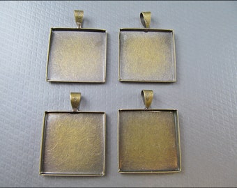 4x Ketten-Anhänger Rahmen bronze quadratisch zu bekleben mit 22x22mm Cabochon - A56