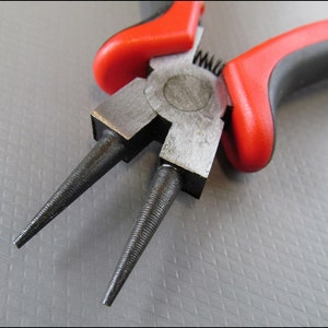 1 x Round Nose Plier Jewelry Tool - WZ02