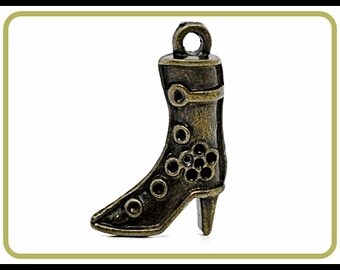 6 x Boots Charms bronze antique - C33