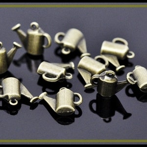 6 x Watering Can 3D Charm Pendant bronze image 2