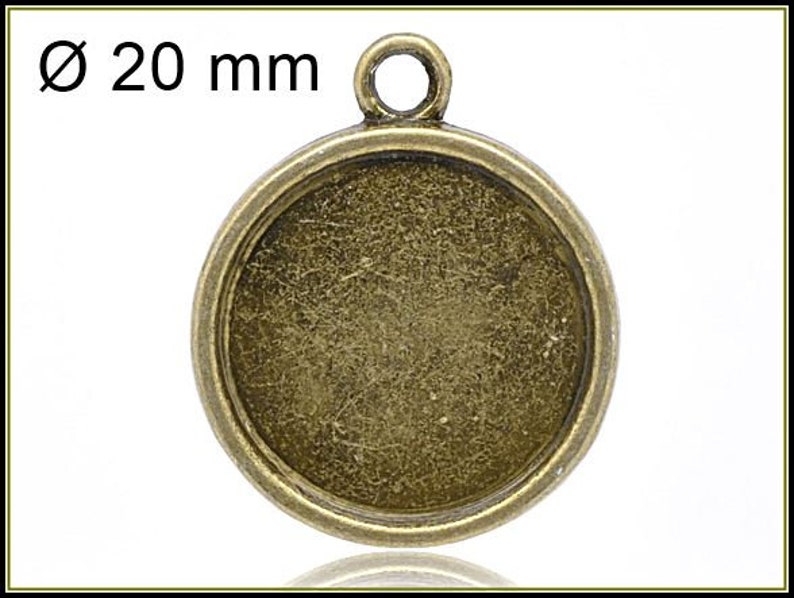 10 x Chain Pendant bronze round 20 mm A34 image 1