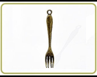 6 x Fork Charms bronze antique C30