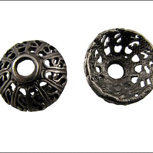24  x Big Bead Cups Black 14mm - P54