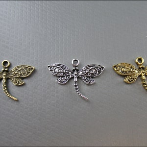 20x Dragonfly Charm Pendant bronze, silver or gold A54 image 1