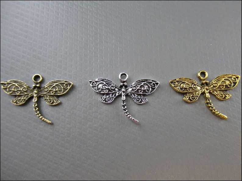 20x Dragonfly Charm Pendant bronze, silver or gold A54 image 1