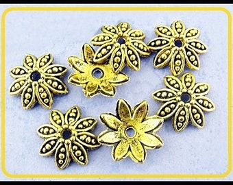 12 x Gold Tone Beads Caps, Bigger Flower - P68