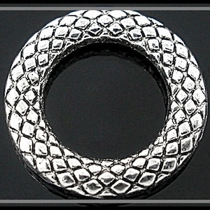 10x silv. closed Jump Rings 14mm ornated s-R1.000G