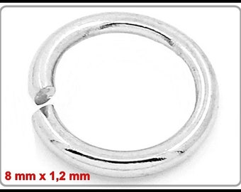 May include: Silver jump ring with a diameter of 8 mm and a thickness of 1.2 mm.