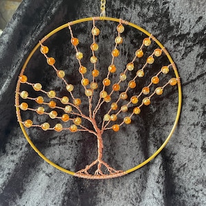 Atrapasueños Árbol de la Vida de vidrio naranja craquelado hecho a mano – Árbol de alambre de cobre para colgar en la pared – Árbol de cuentas de cristal ámbar –
