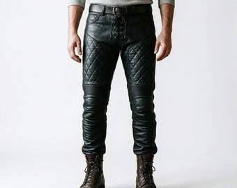 Pantaloni medievali da uomo in pelle nera – Pantaloni rinascimentali trapuntati, pantaloni da guerriero con lacci, calzoni in pelle per LARP e cosplay