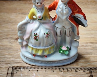 Figura de pareja de porcelana vintage – Estatua romántica de estilo rococó, cerámica pintada a mano, figura de amantes de estilo antiguo, decoración victoriana