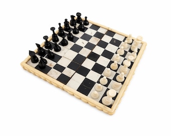 Vintage Magnetic Chess Set with Folding Board, Travel Chess Game, Black White Pieces, Retro Strategy Game, Portable Chess Set