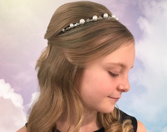 Pearl statement hairband