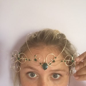 Gold forhead circlet with dark green beads image 5