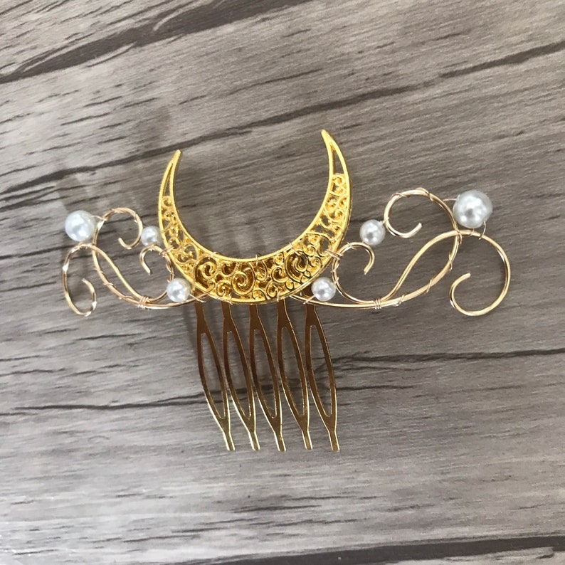 Moon Comb Crescent Hair Accessory with pearls image 2