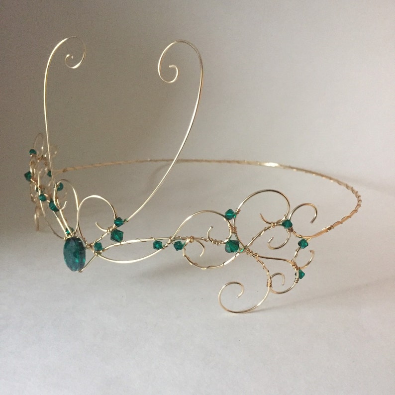 Gold forhead circlet with dark green beads image 4