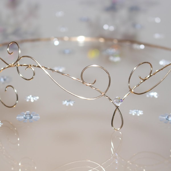 Gold Wire Elven Circlet, Wire Crown, Bridal Tiara, Medieval style