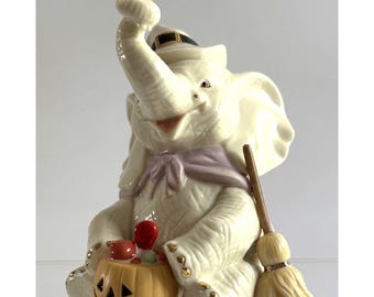 Lenox Halloween Figurine Trunk & Treats Holiday Elephants Collection Ivory China