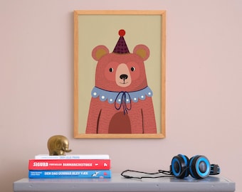 Süßer Bär mit hellblauem Kragen- Poster Kinderzimmer – Portrait Wandbild fürs Babyzimmer
