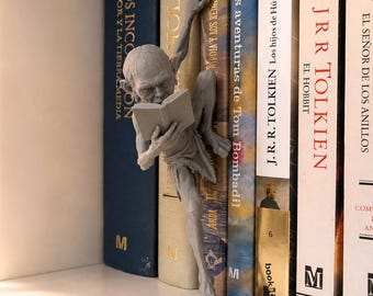 Sujetalibros de criatura de cueva fantasy, figura lectora inspirada en la Tierra Media, decoración gótica para estantería