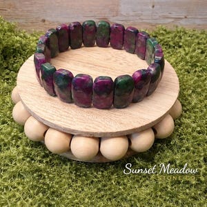 Bransoletka z rubinowym zoisytem – wyrazista bransoletka z naturalnego kamienia | Jedyna w swoim rodzaju