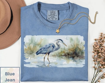Maglietta con airone blu ad acquerello / Maglietta con uccello costiero / Regalo con fauna selvatica delle paludi / Top ornitologico / Maglietta vintage con tema zone umide Comfort Colors® 1717