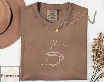 Camiseta minimalista de café / Camiseta con corazón y arte lineal / Regalo de barista / Camiseta estética para amantes del café / Camiseta minimalista con arte lineal en colores cómodos