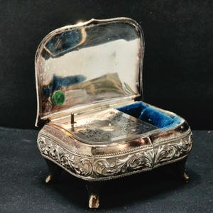 Vintage Japanese Music Box - Etsy