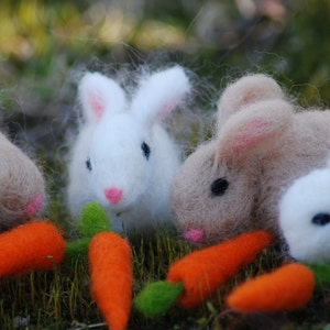 Needle Felted Easter Bunny, Needle Felted Bunny, With 1 Carrot, Easter Bunny, Handmade, Rabbit