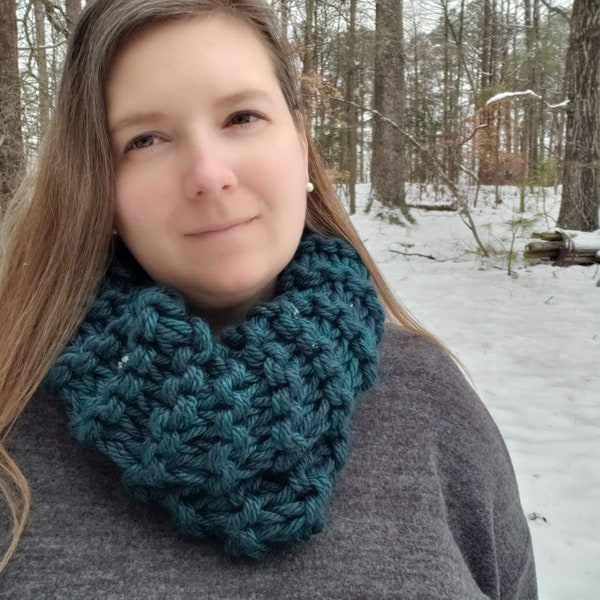 Chunky Knitted Teal Cowl / Warm Soft Dark Teal Scarf / Vegan Friendly Scarf