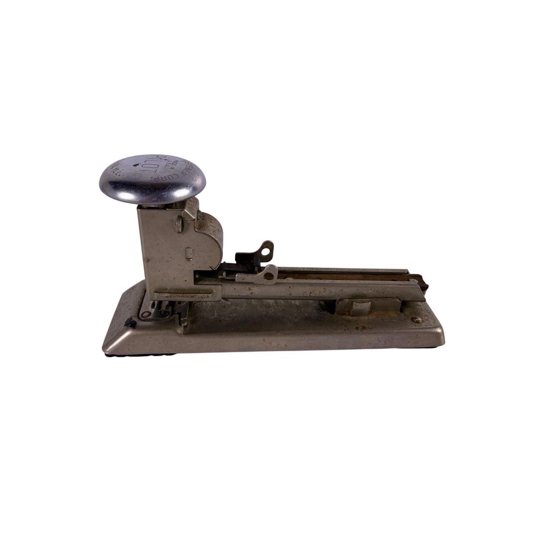 Stapler Pilot Vintage Ace Fastener Co Pilot Stapler Model 402-D Metal Desktop USA ...
