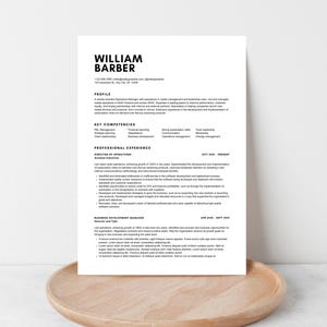 Modello di curriculum Canva modificabile, minimalista, semplice, pulito e moderno, compatibile con ATS