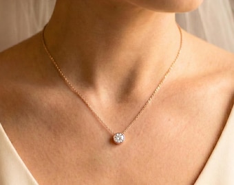 Collier solitaire serti clos, pendentif diamant délicat, bijoux de mariée minimalistes, cadeau de demoiselle d'honneur pour elle, pendentif bulle d'or, cadeau d'anniversaire