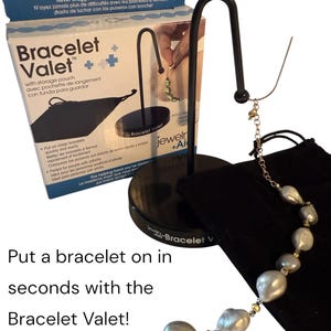 Bracelet Valet: Easy Bracelet Helper with Travel Pouch