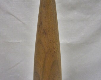 Sleek, Mid Century Wood Lamp