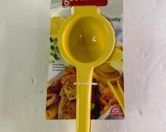 Colador/Exprimidor de cítricos amarillos GOODCOOK n.° 423